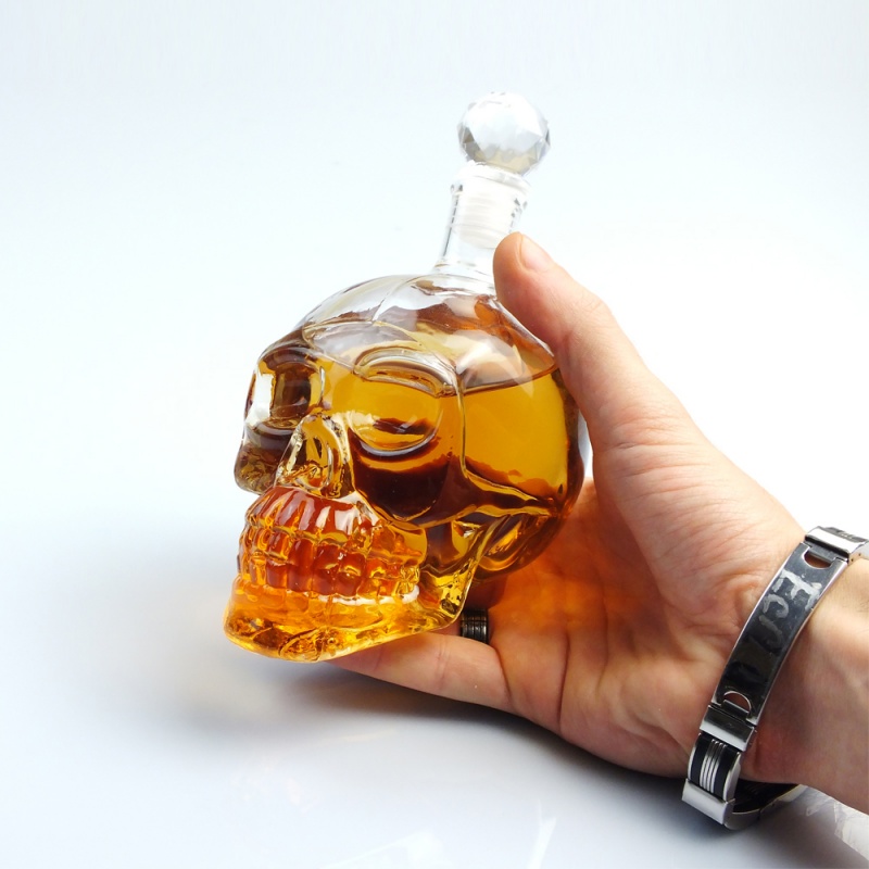 Crystal Head Kuru Kafa Şişe